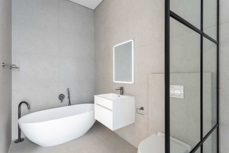 5 Bedroom Property for Sale in Val De Vie Estate Western Cape